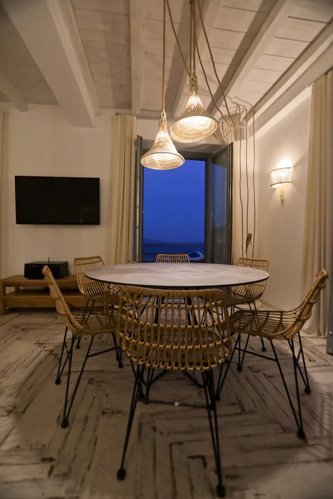 Villa Moonflower