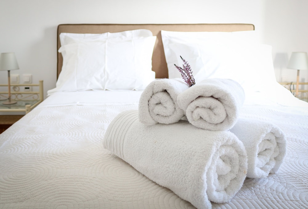 Villa Ortus White