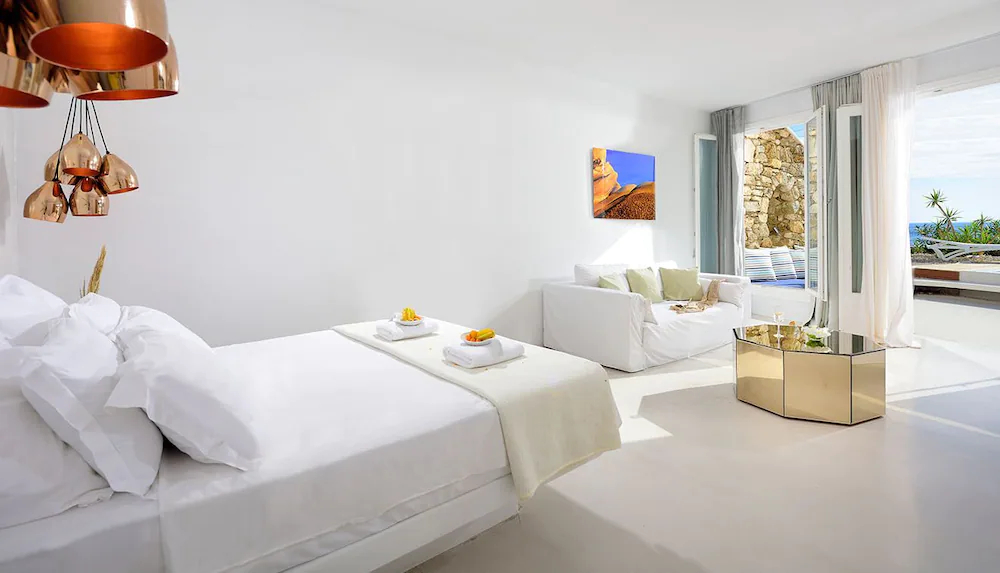Pantheon Luxury Suites