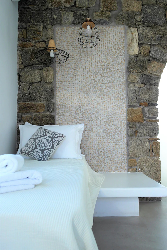 Pantheon Luxury Suites