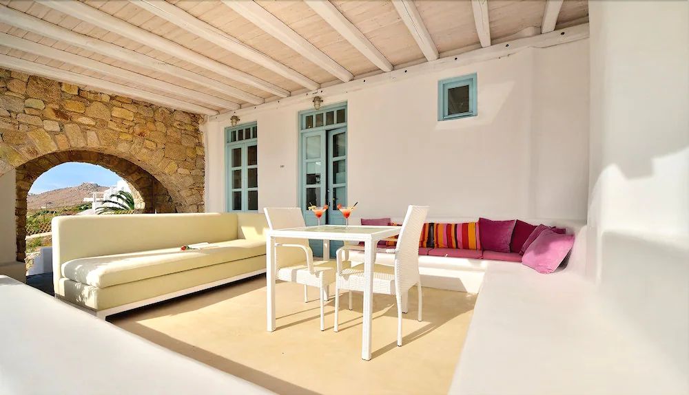 Pantheon Luxury Suites
