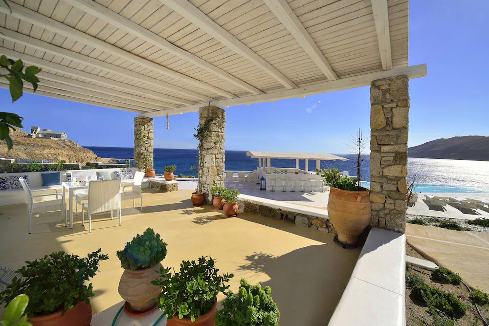 Pantheon Luxury Suites