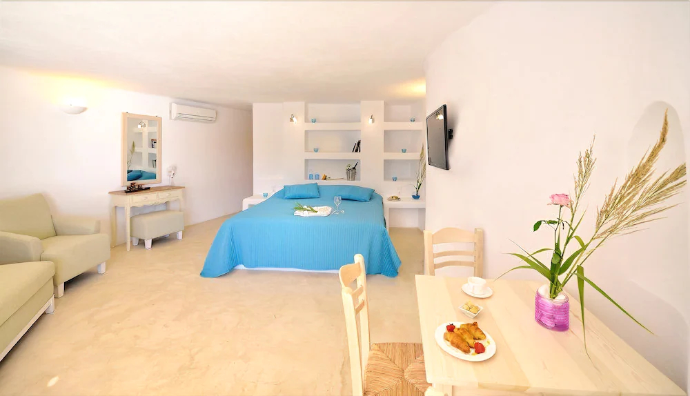 Pantheon Luxury Suites