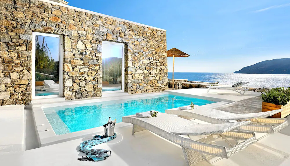 Pantheon Luxury Suites