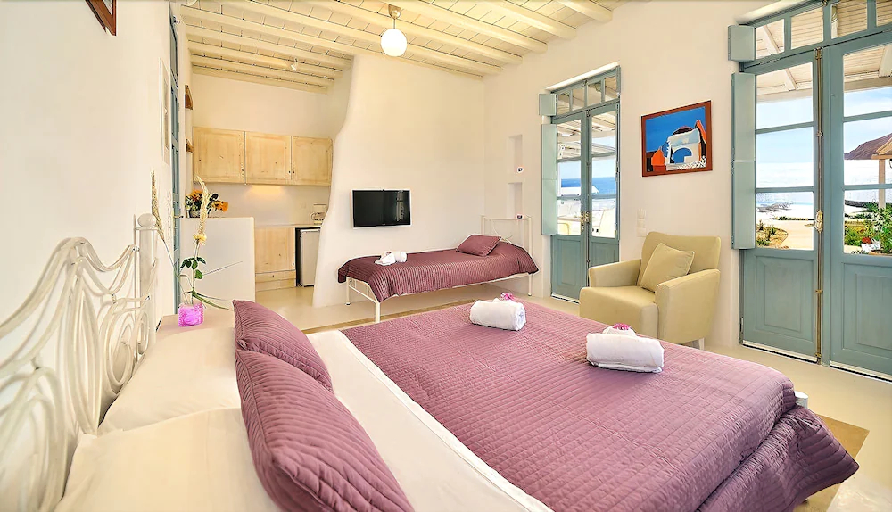 Pantheon Luxury Suites