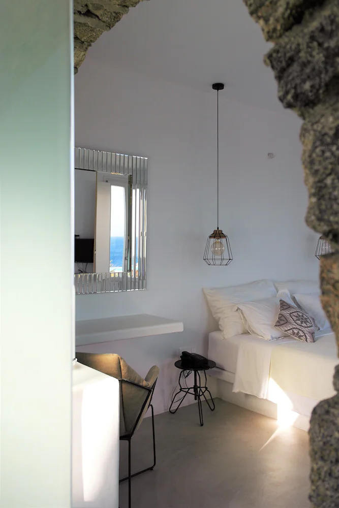 Pantheon Luxury Suites