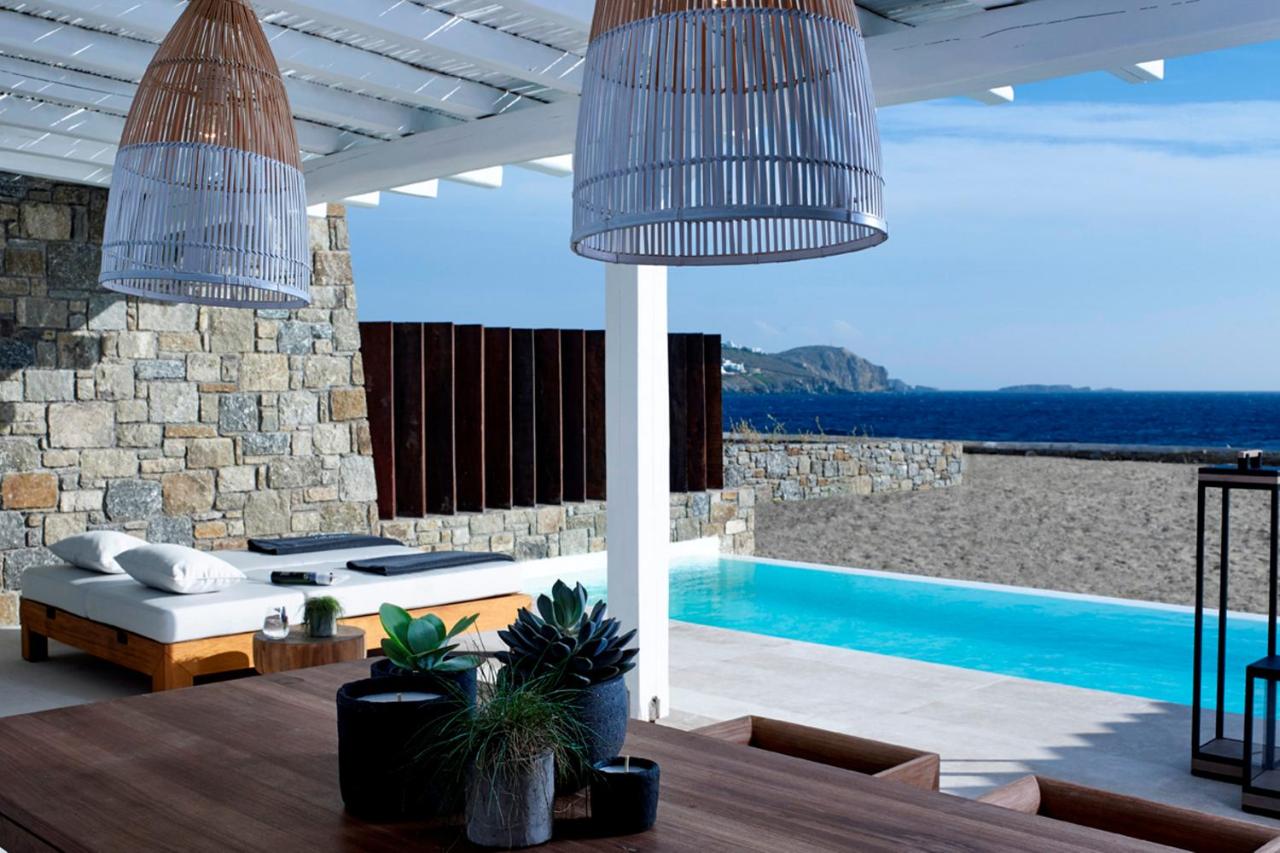 Bill & Coo Suites & Lounge