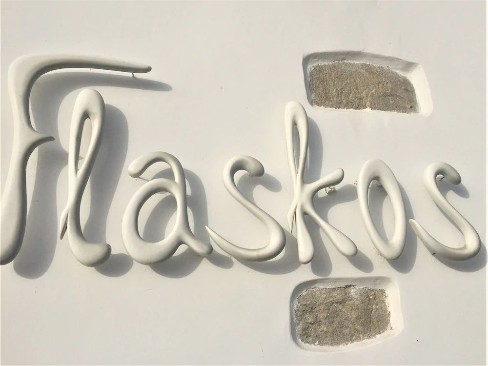 Flaskos Suites