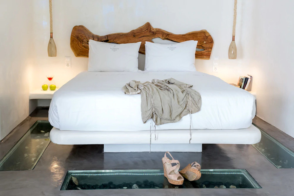 Flaskos Suites