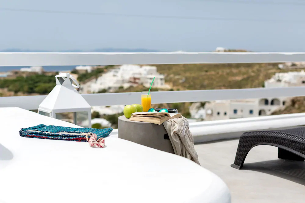 Flaskos Suites