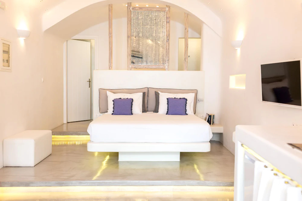 Flaskos Suites