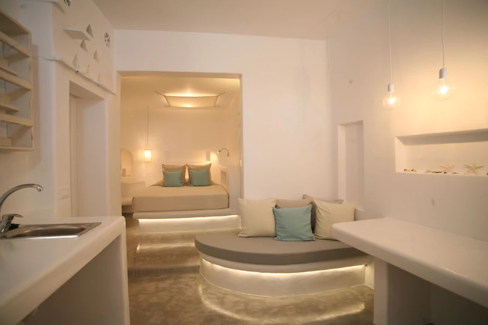 Flaskos Suites