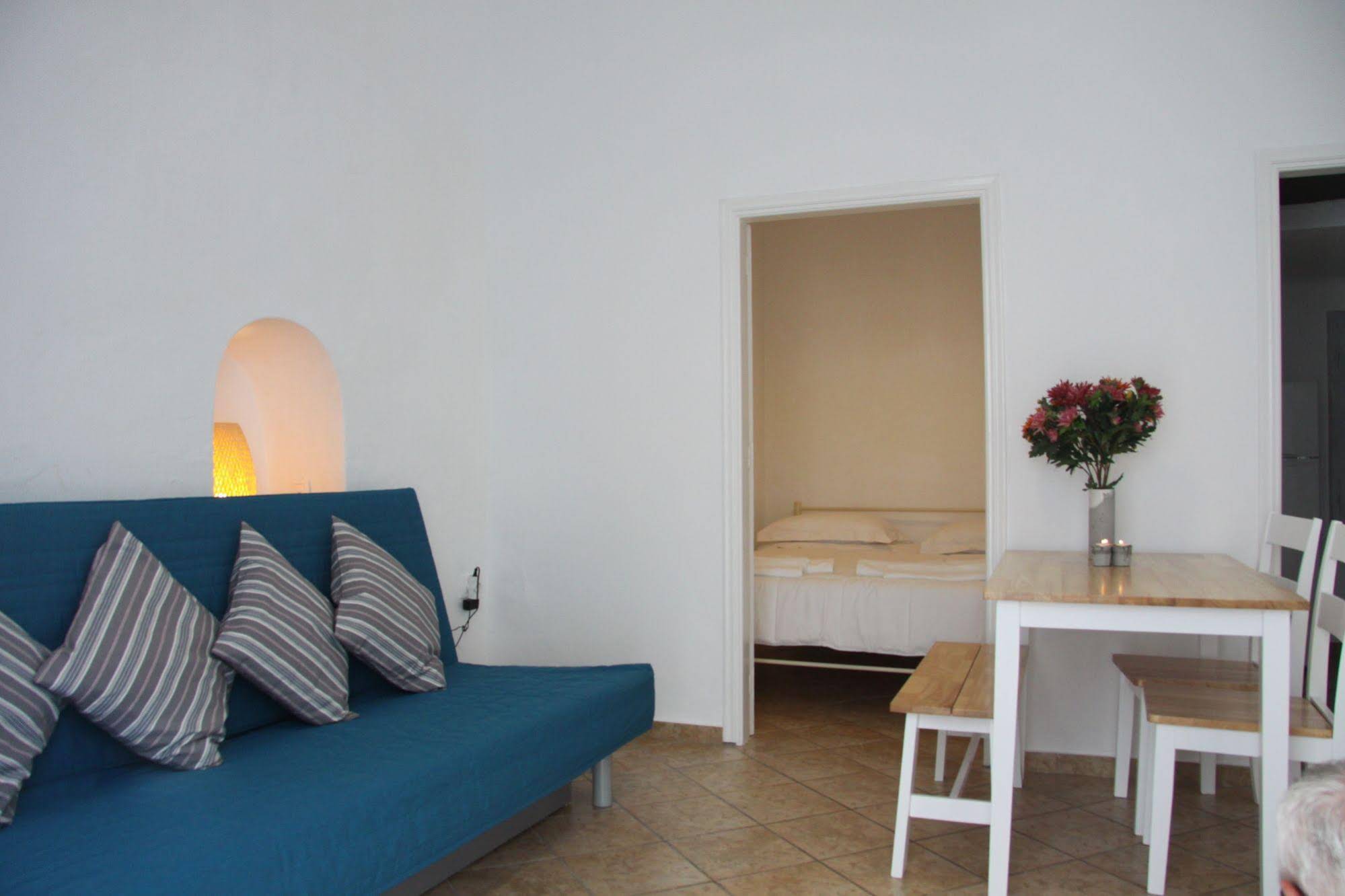 Lefteris Apartments