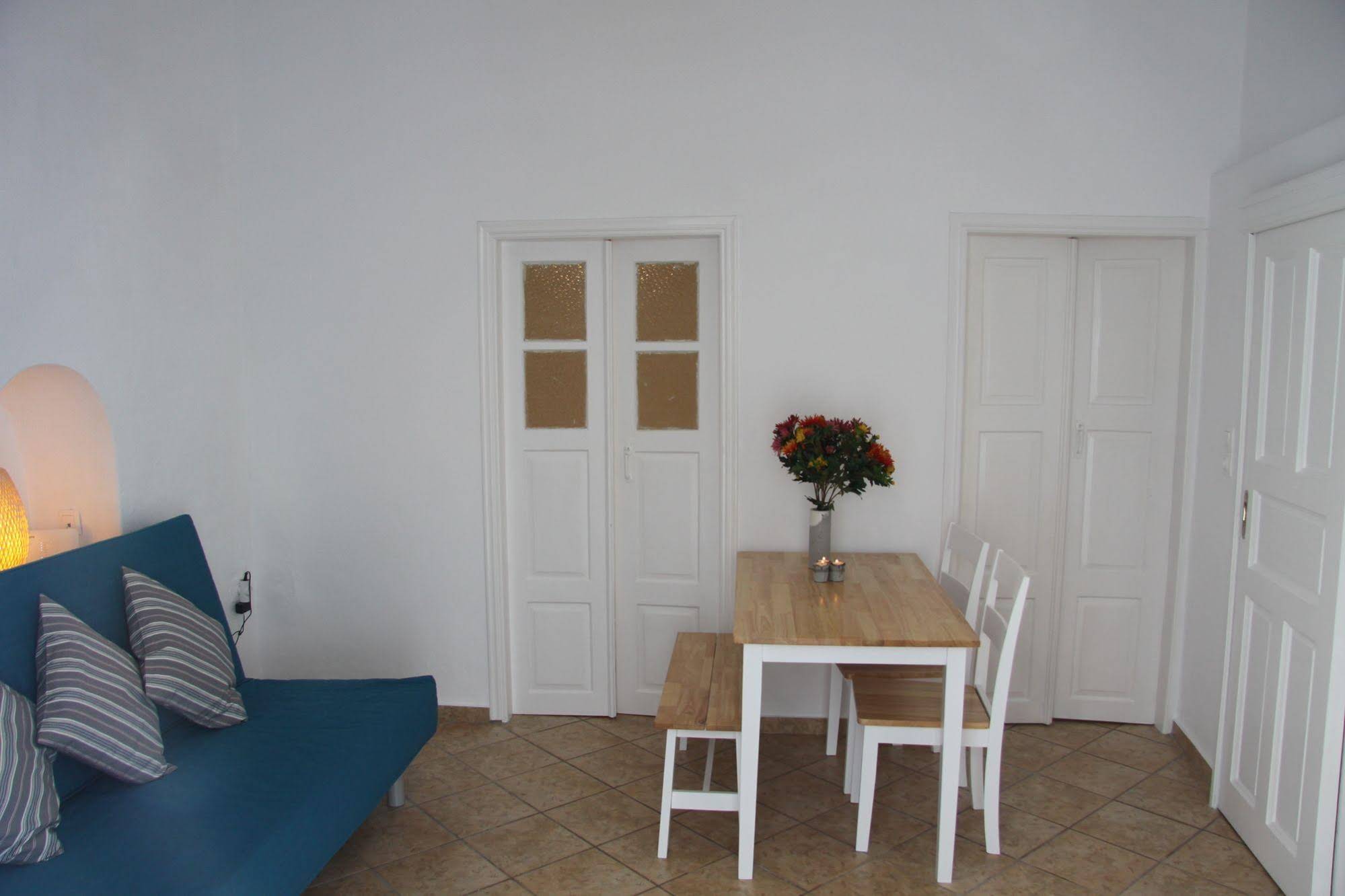 Lefteris Apartments