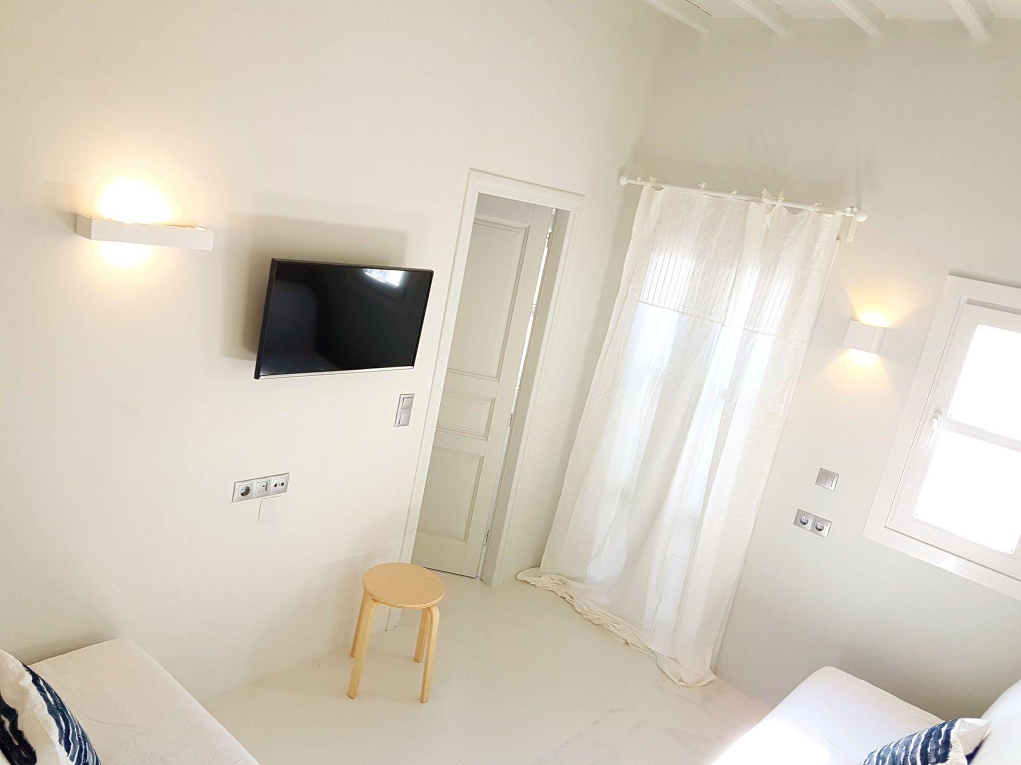 Lefteris Apartments