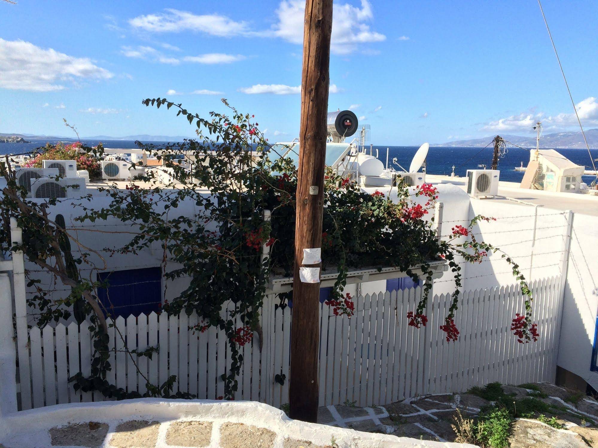 Lefteris Apartments
