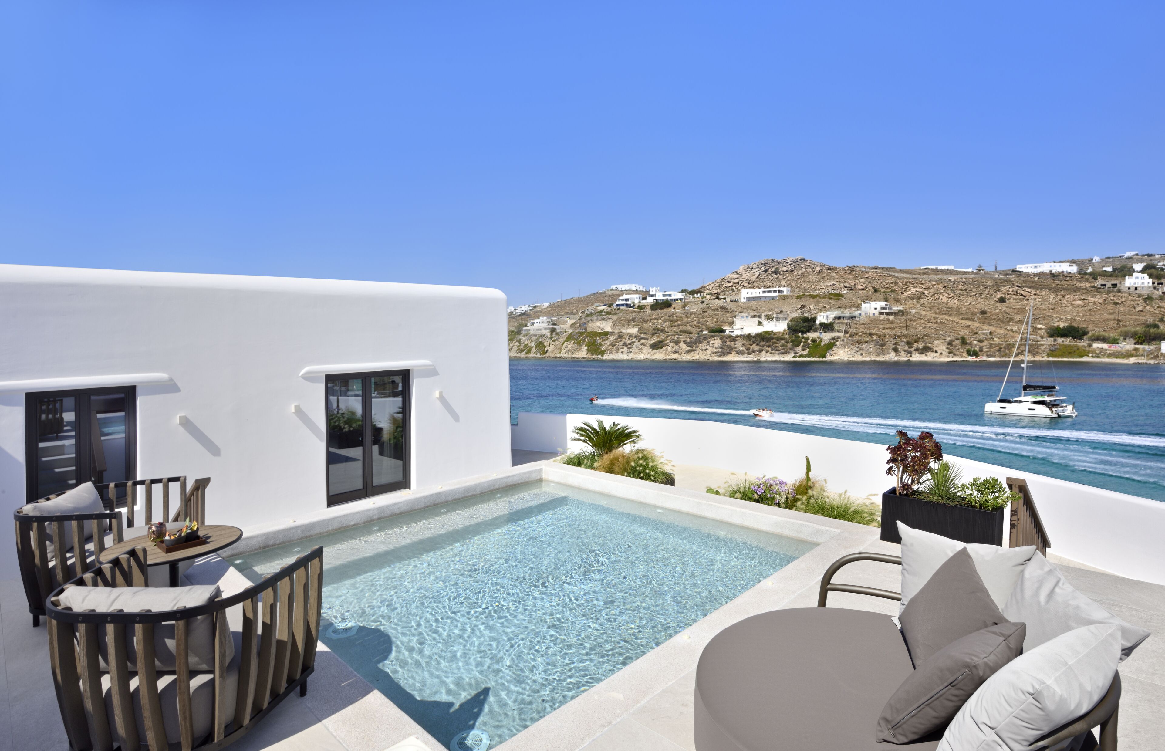 Aeonic Suites & Spa Mykonos