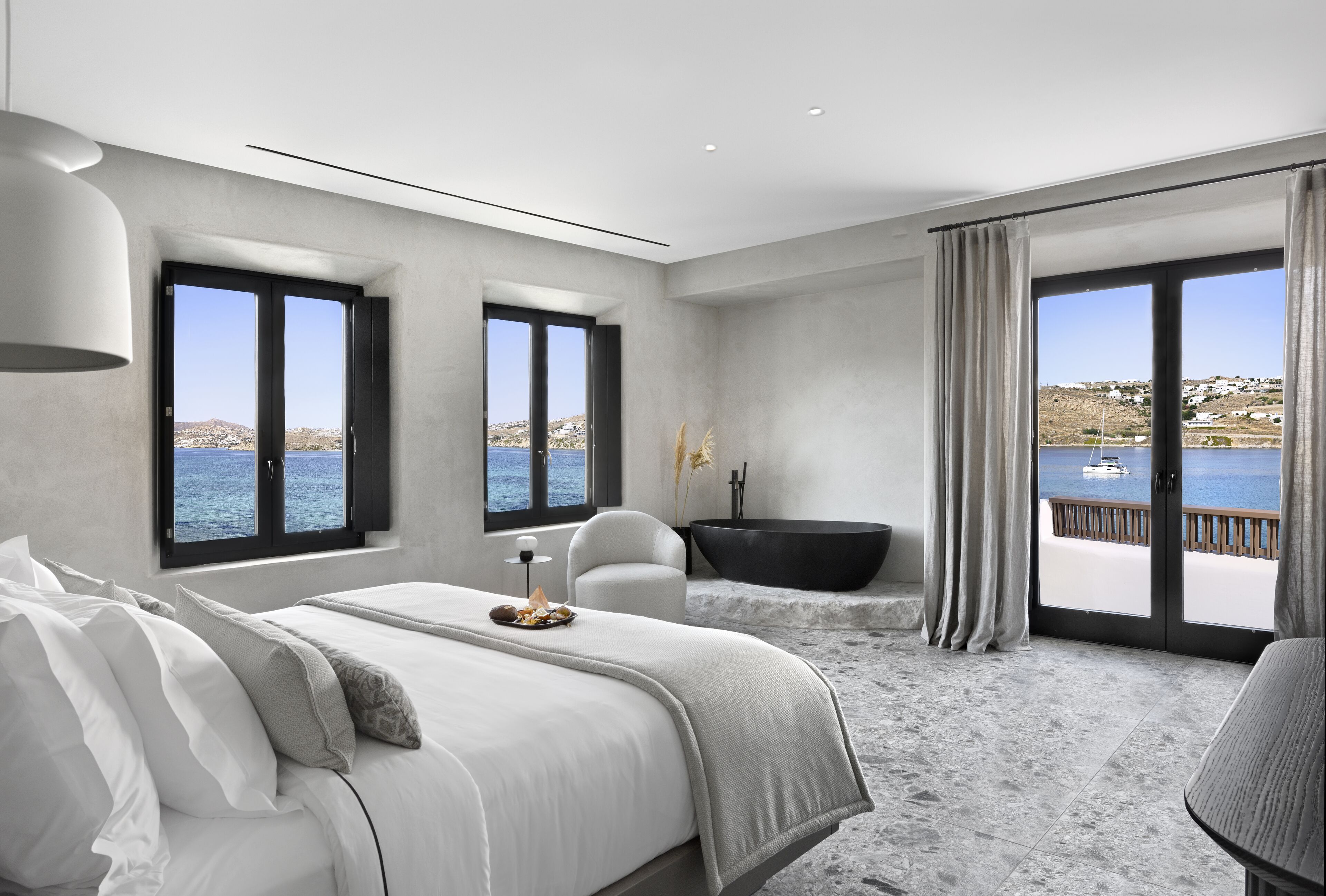 Aeonic Suites & Spa Mykonos