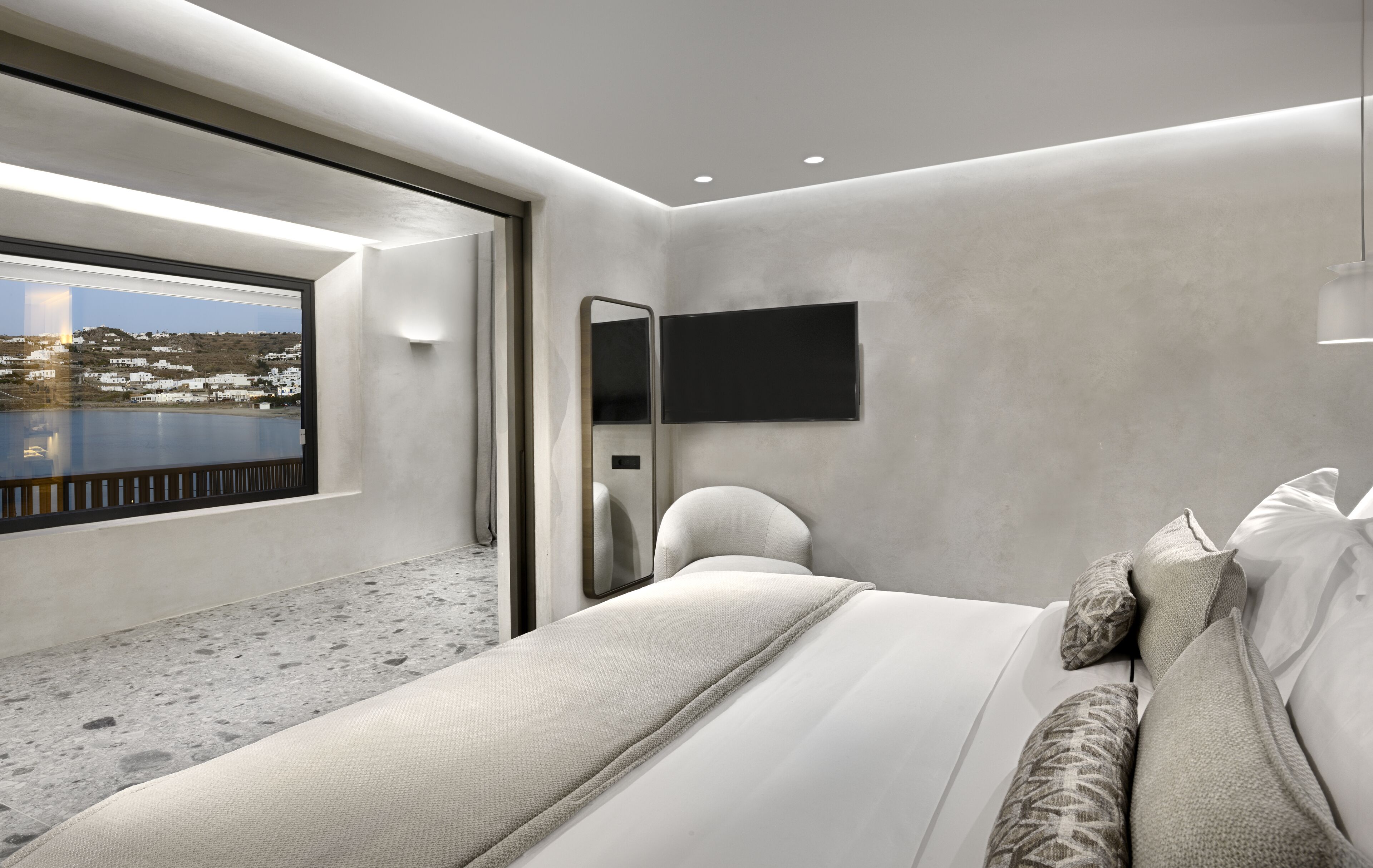 Aeonic Suites & Spa Mykonos