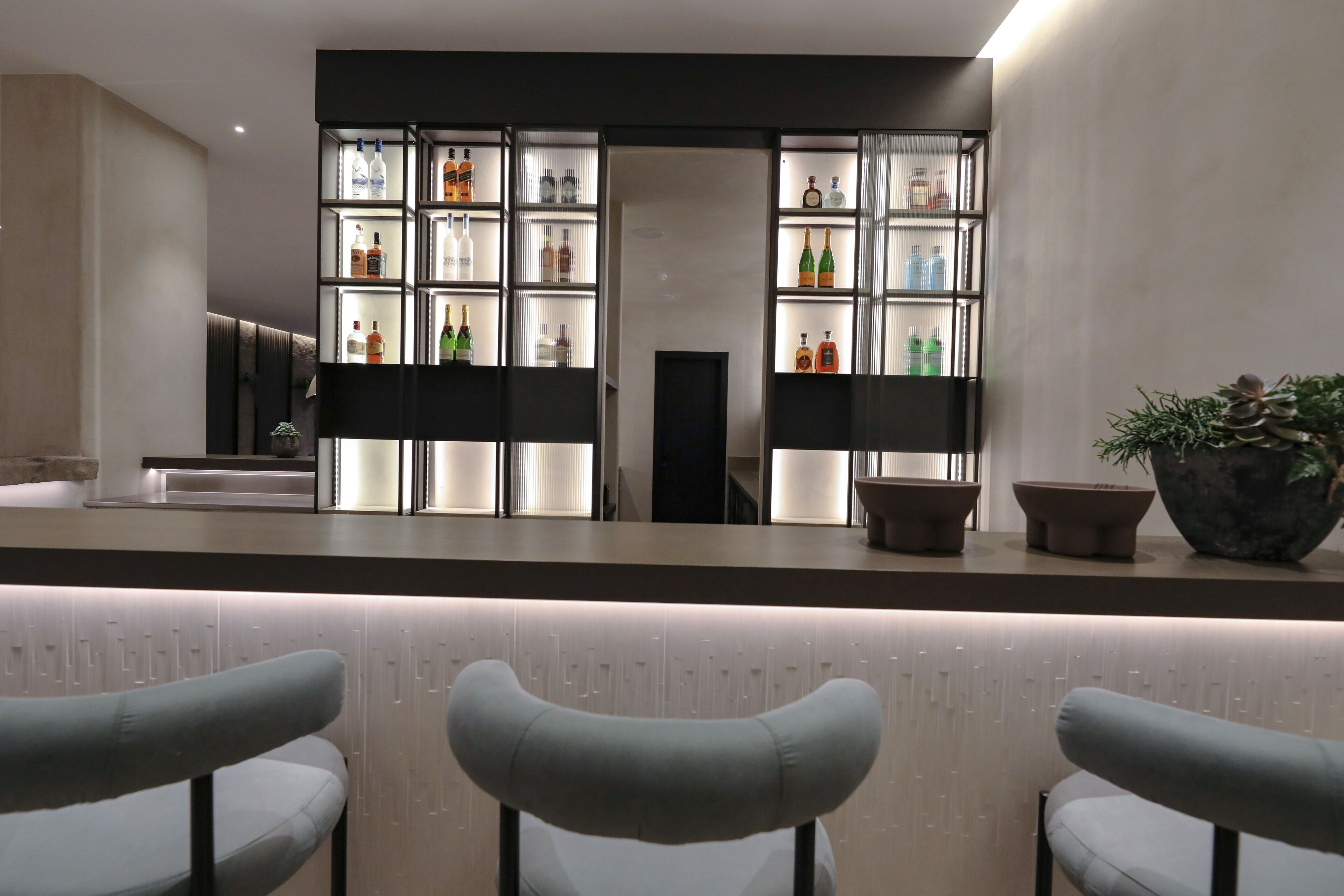 Aeonic Suites & Spa Mykonos