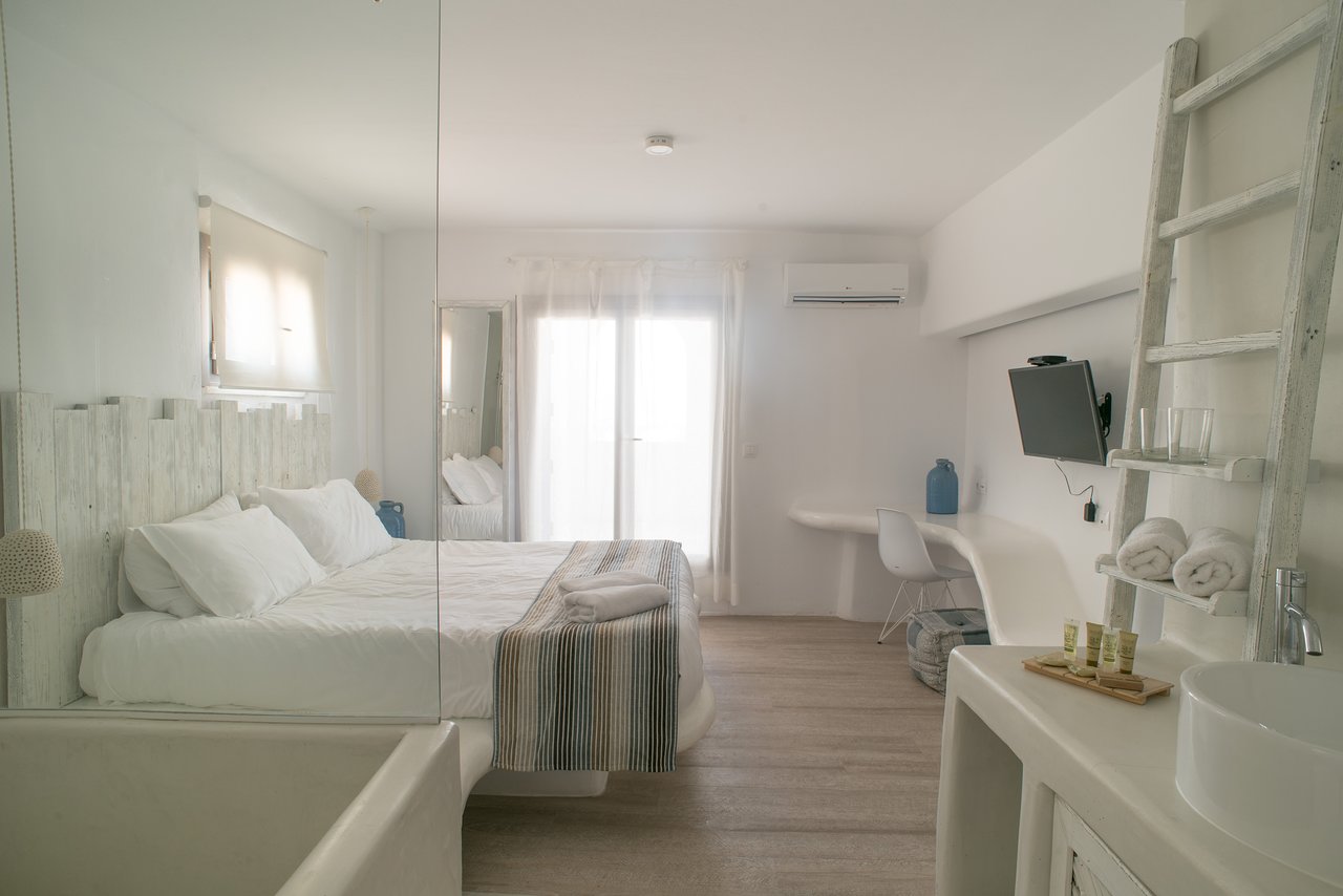 Axel Beach Mykonos