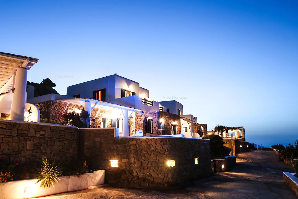 Aella Villa