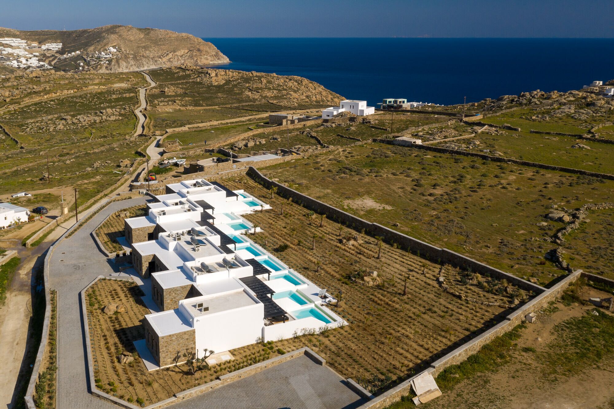 Agrari Black Villas