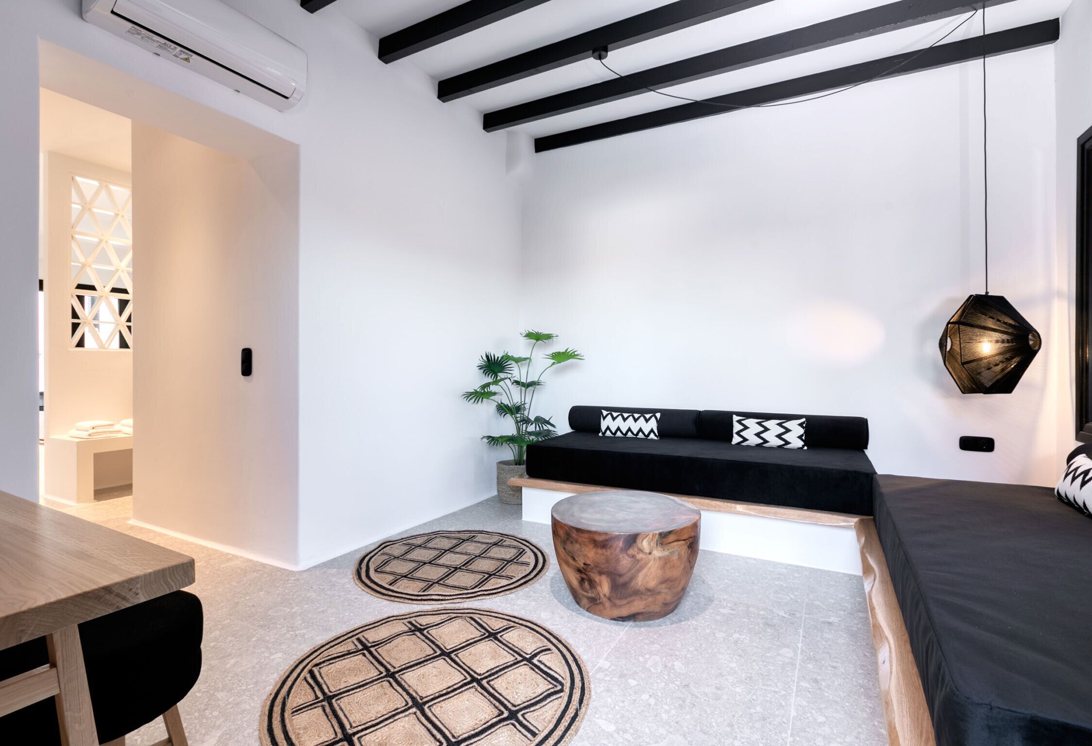 Agrari Black Villas