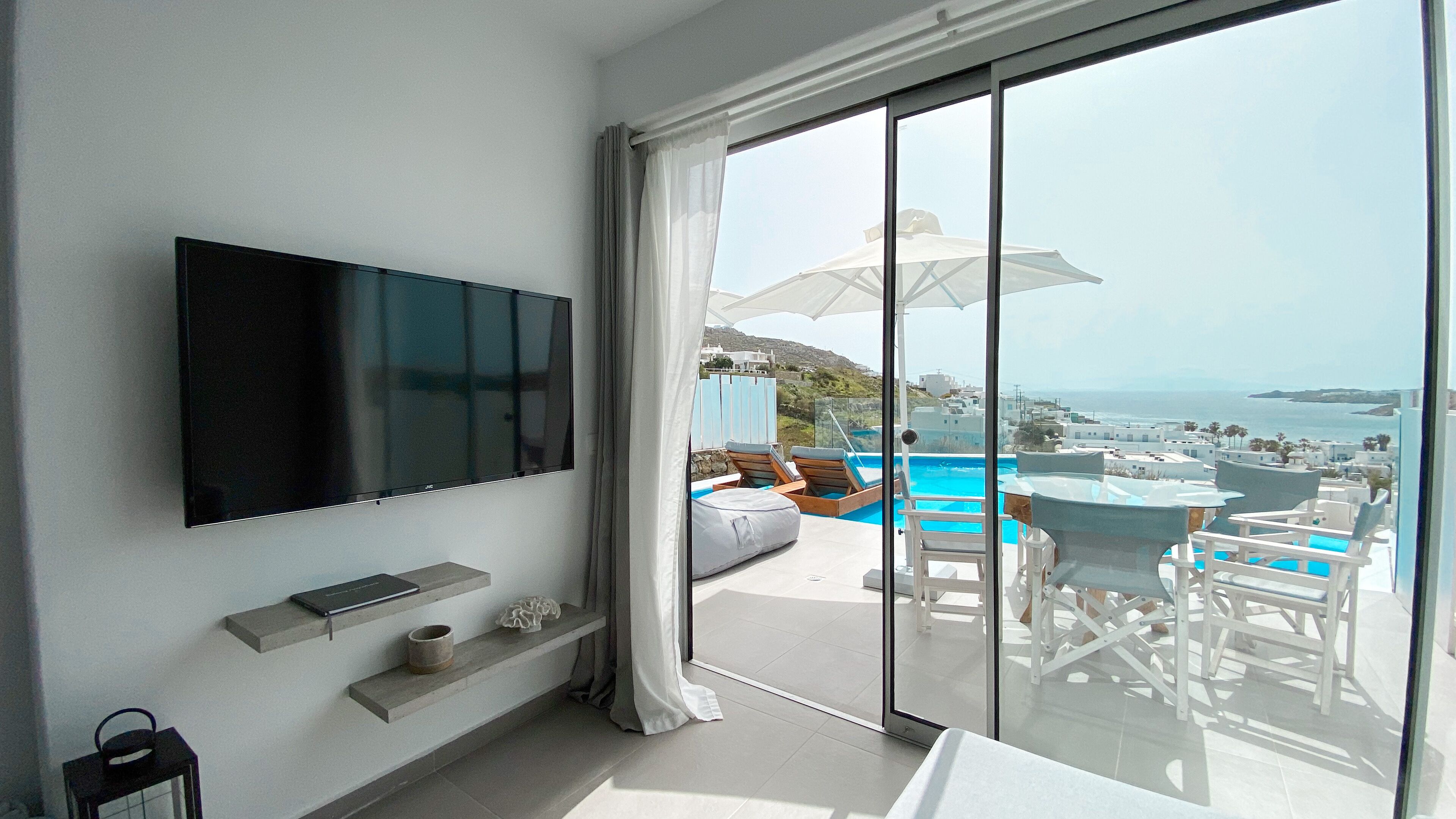 Amperian Mykonos Suites