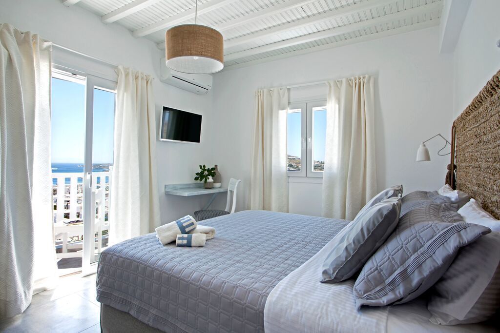 Amperian Mykonos Suites