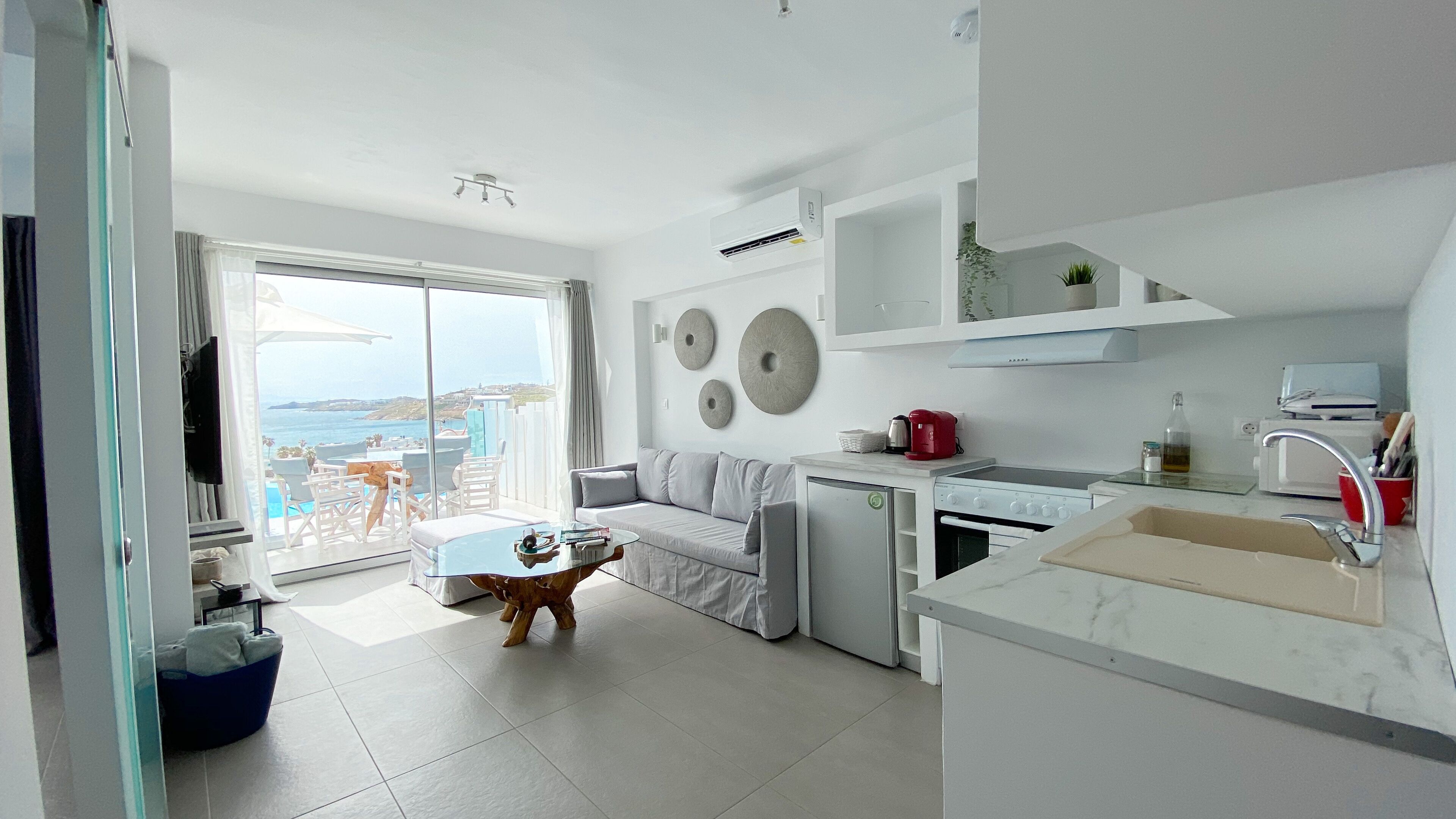 Amperian Mykonos Suites