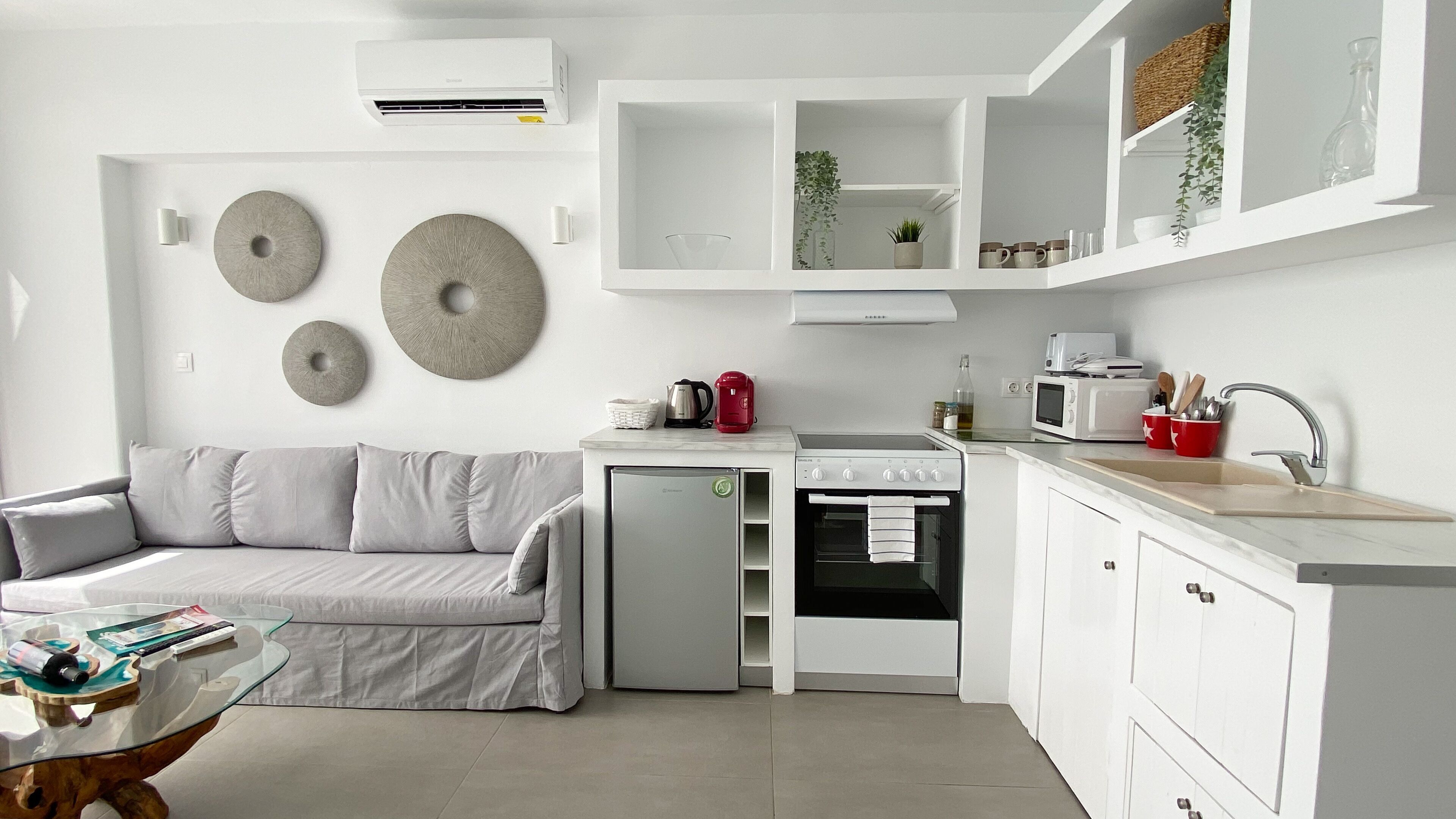 Amperian Mykonos Suites