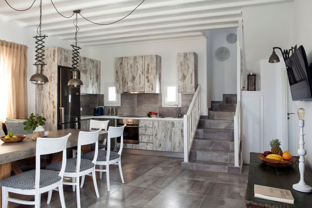 Amperian Mykonos Suites