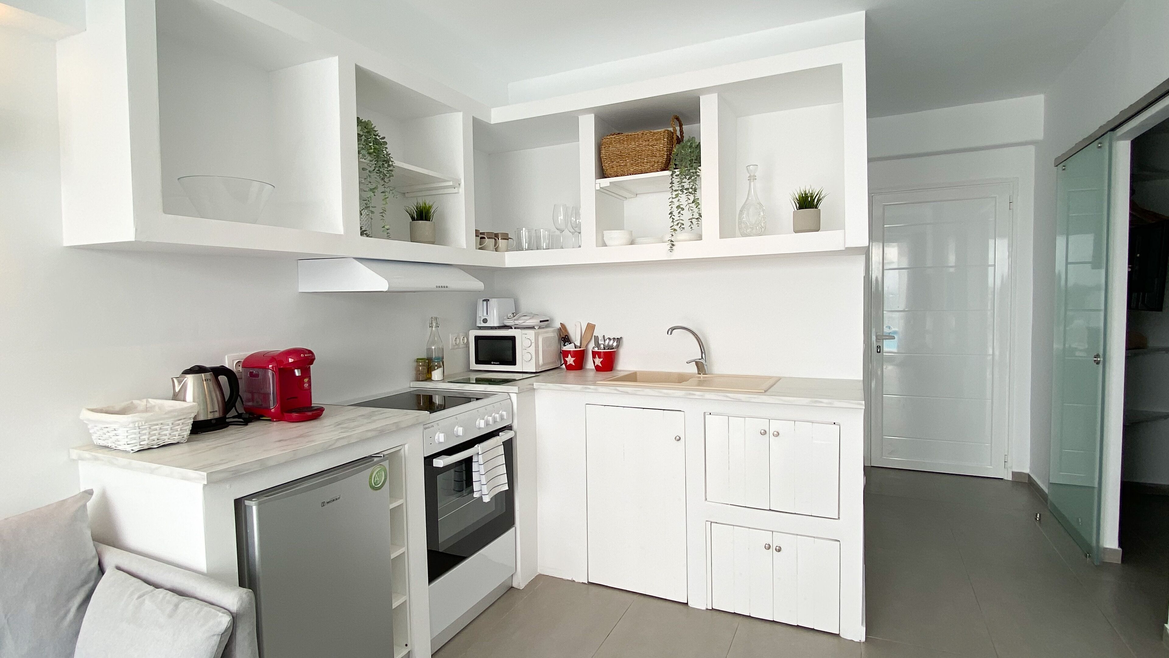 Amperian Mykonos Suites