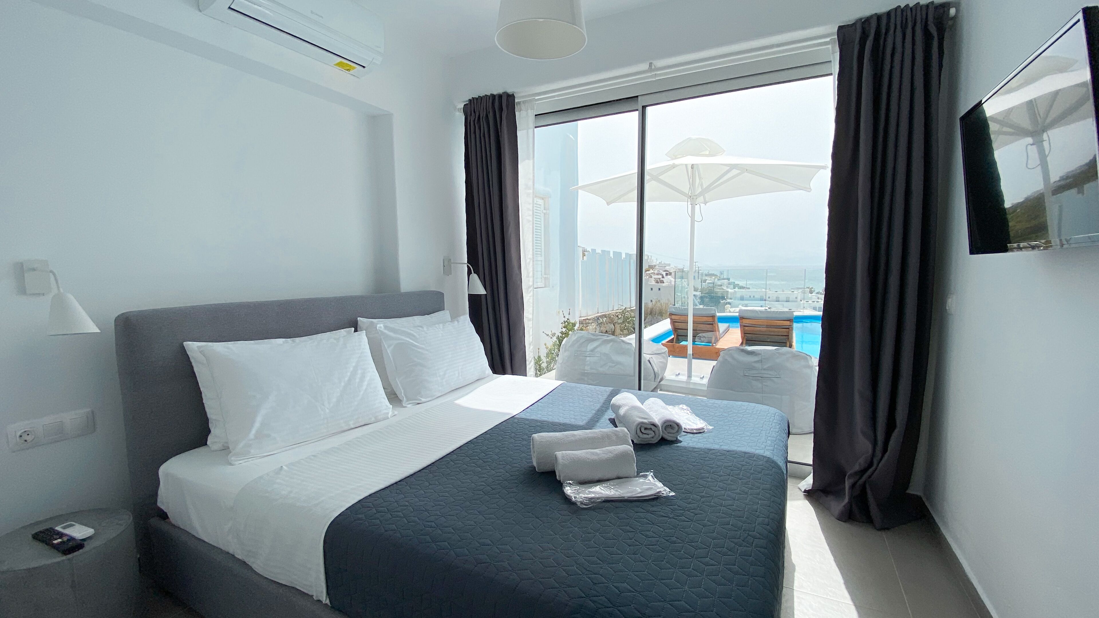Amperian Mykonos Suites