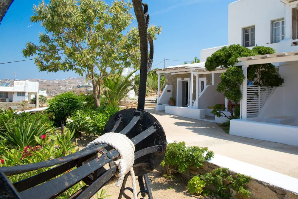 Bellou Suites