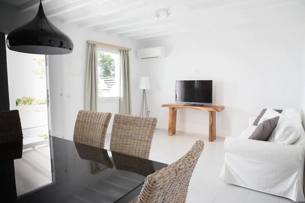 Bellou Suites