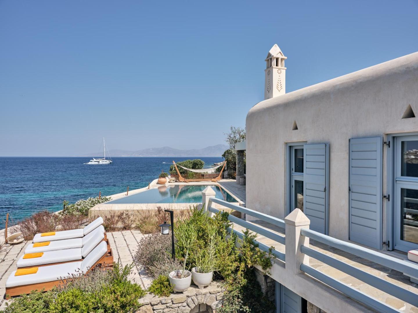 Belvedere Mykonos - Waterfront Villa & Suites