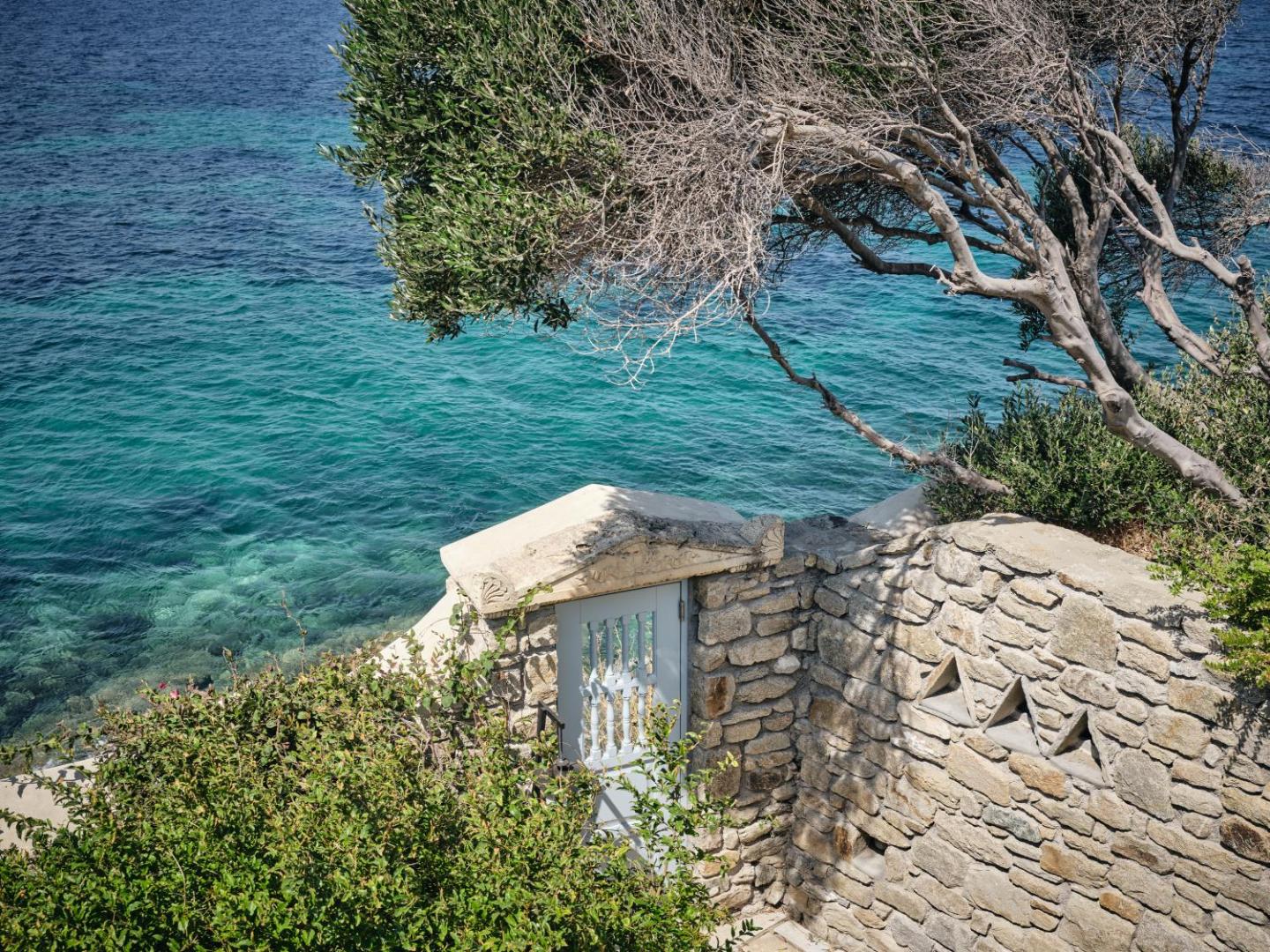 Belvedere Mykonos - Waterfront Villa & Suites