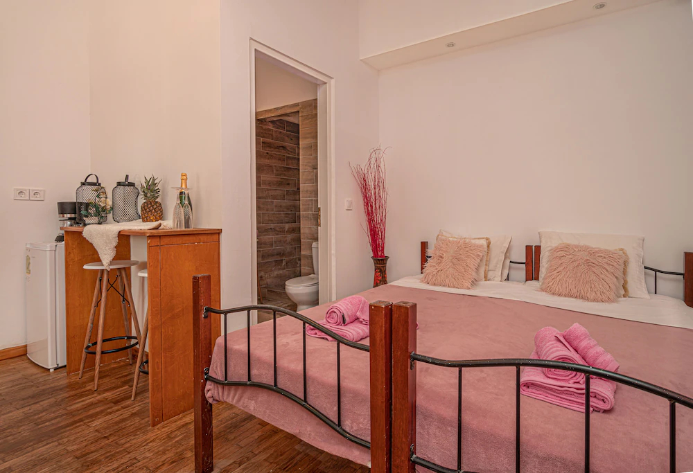 Dimelal Mikonos Downtown Apartments