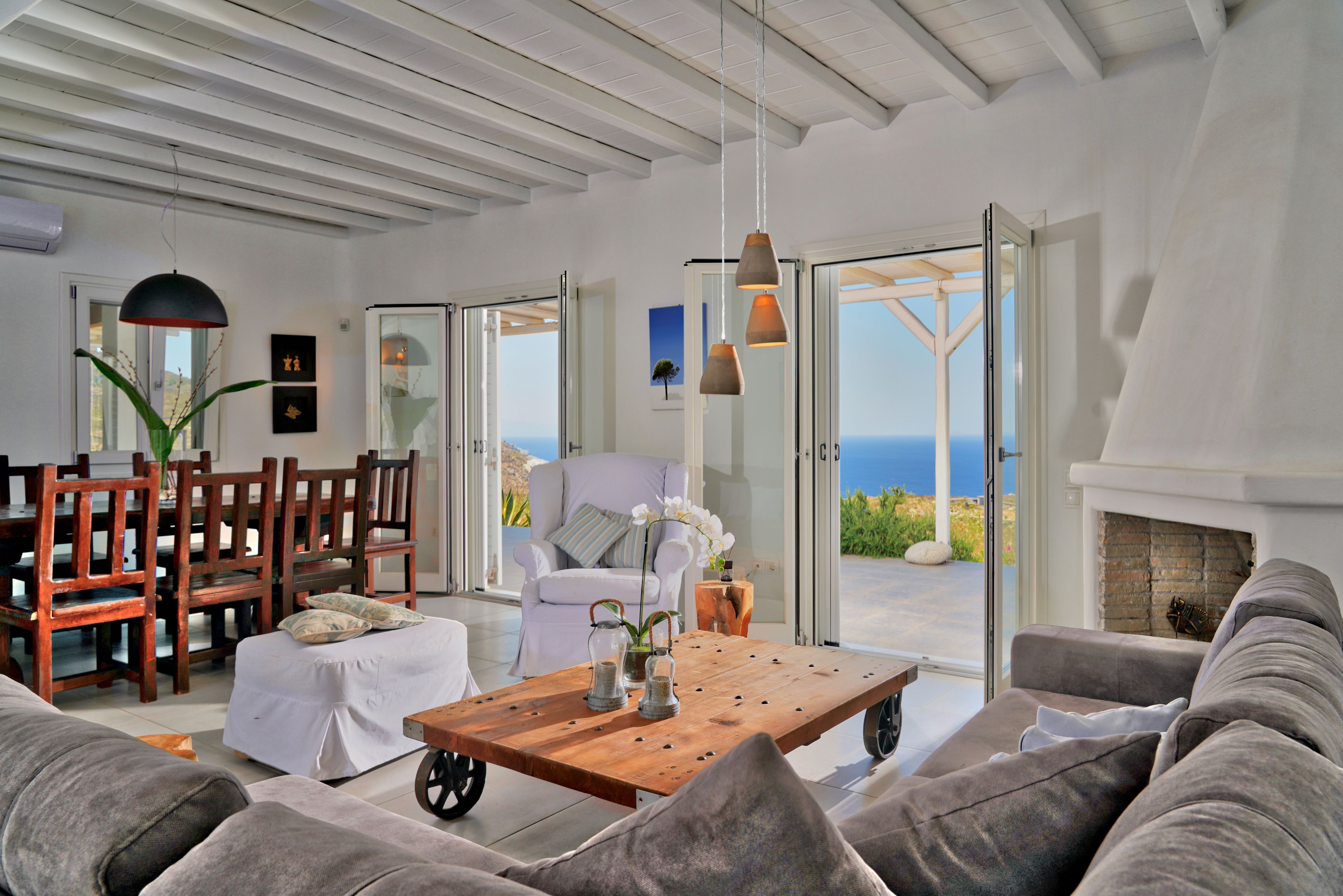 Elia Horizon Apartment