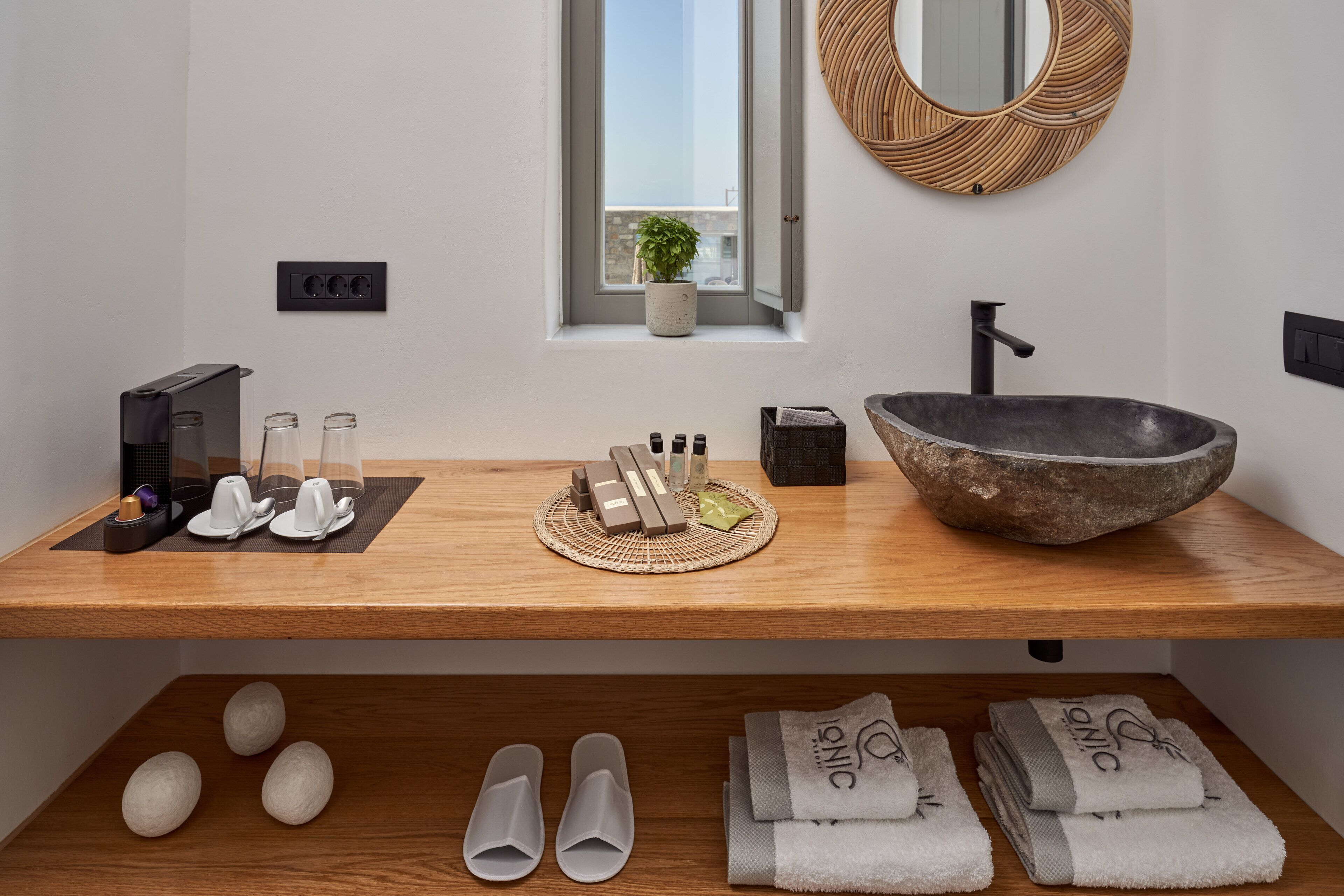 Ionic Suites