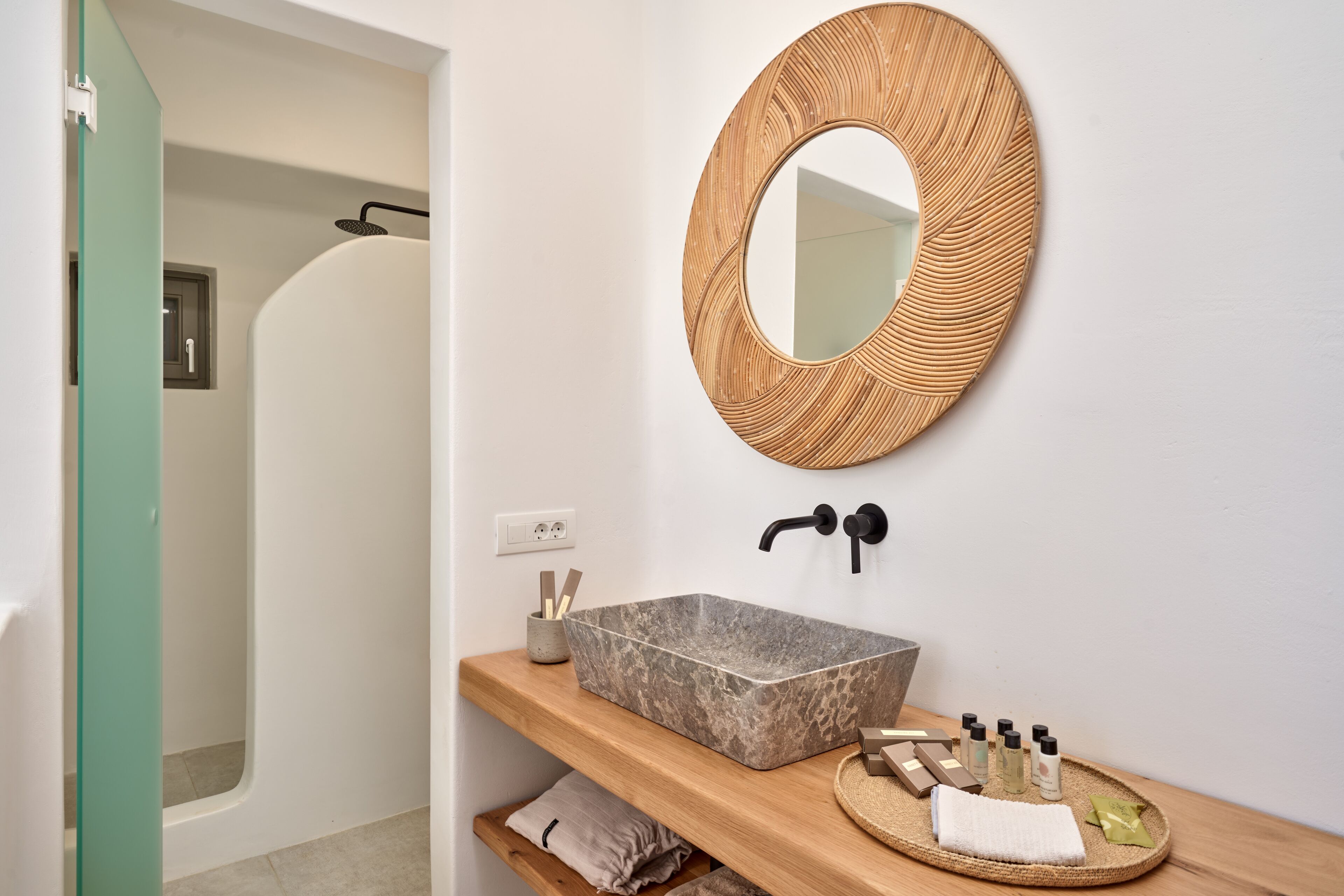 Ionic Suites