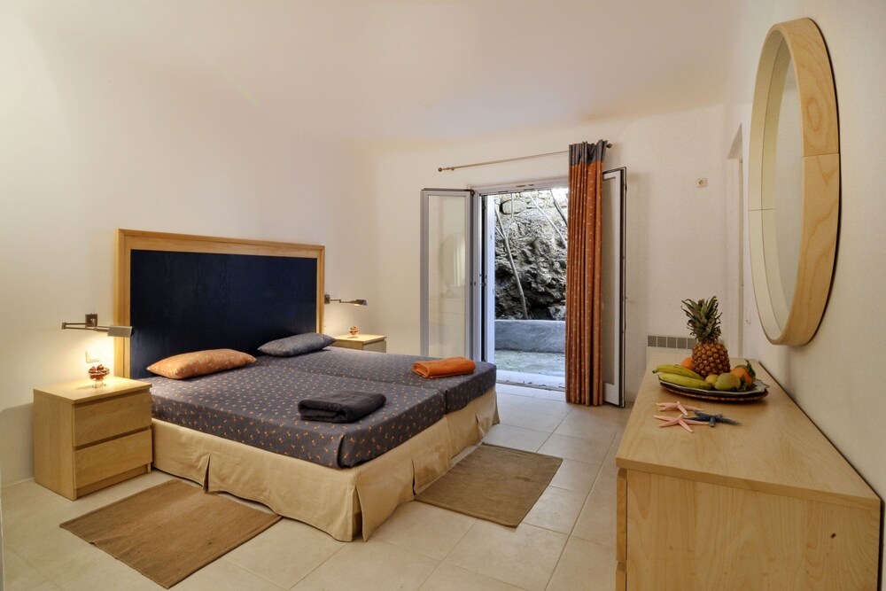 Lia Luxury Villa