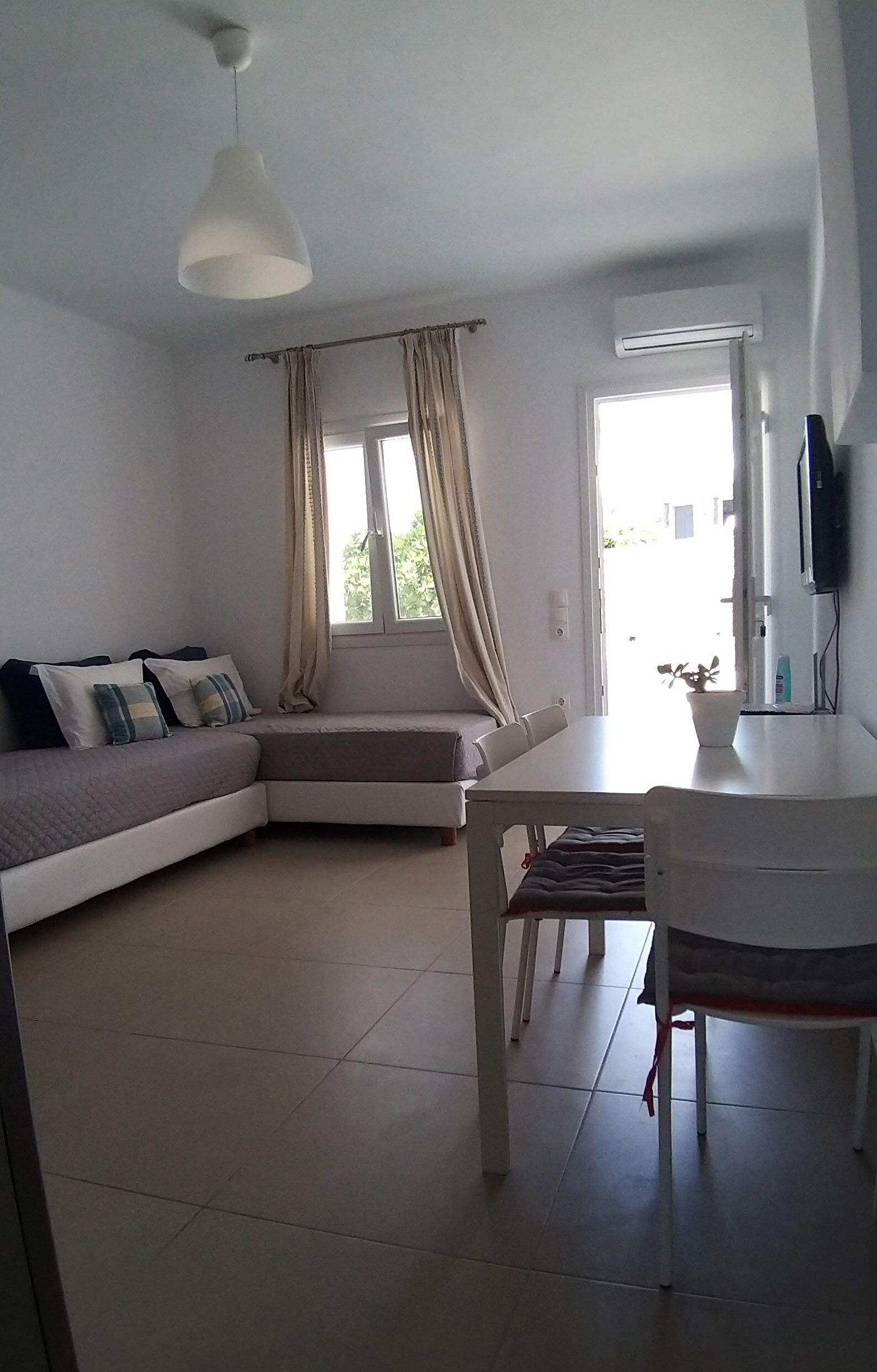 Lofos Apartments