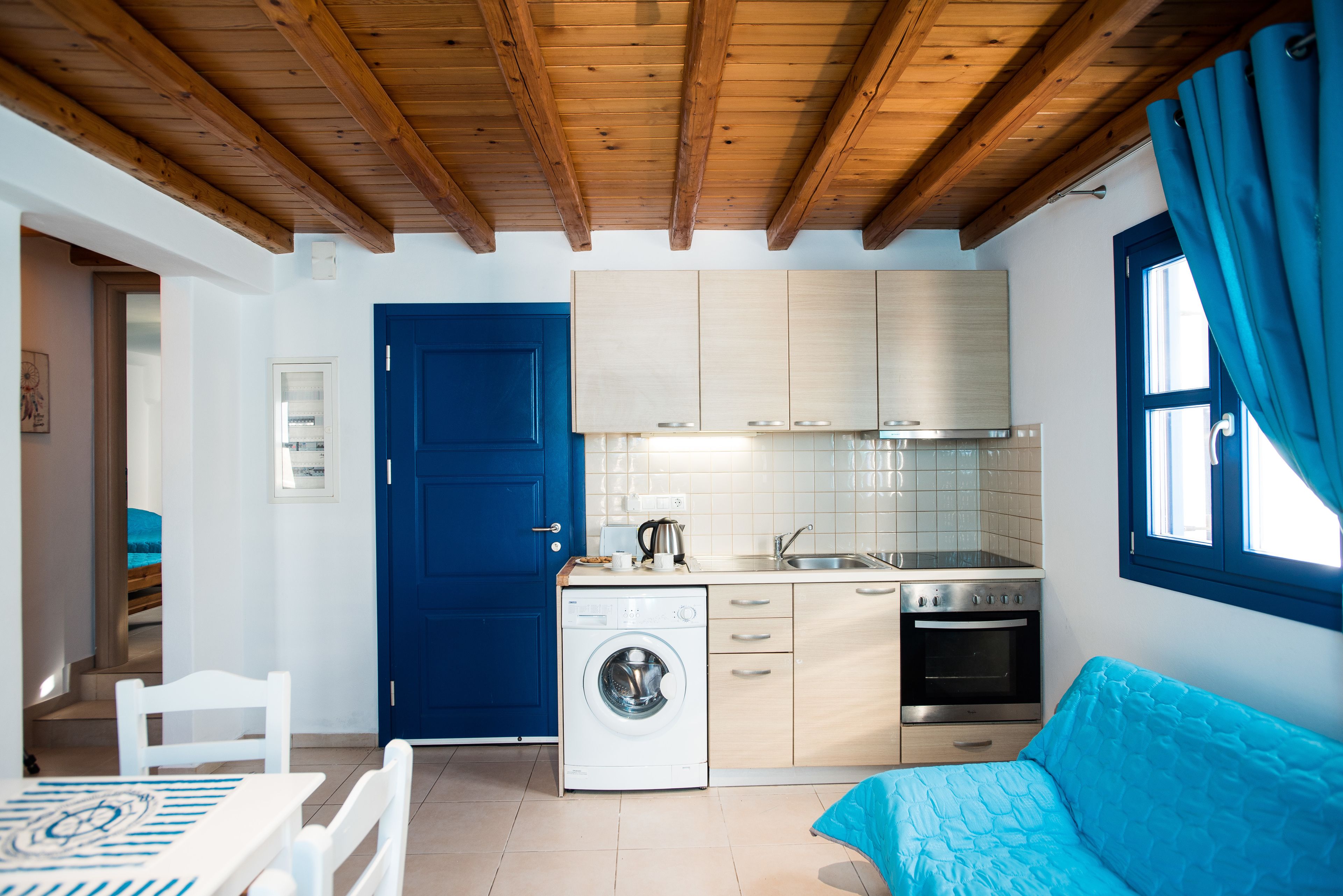 Mykonos Pro Care Suites