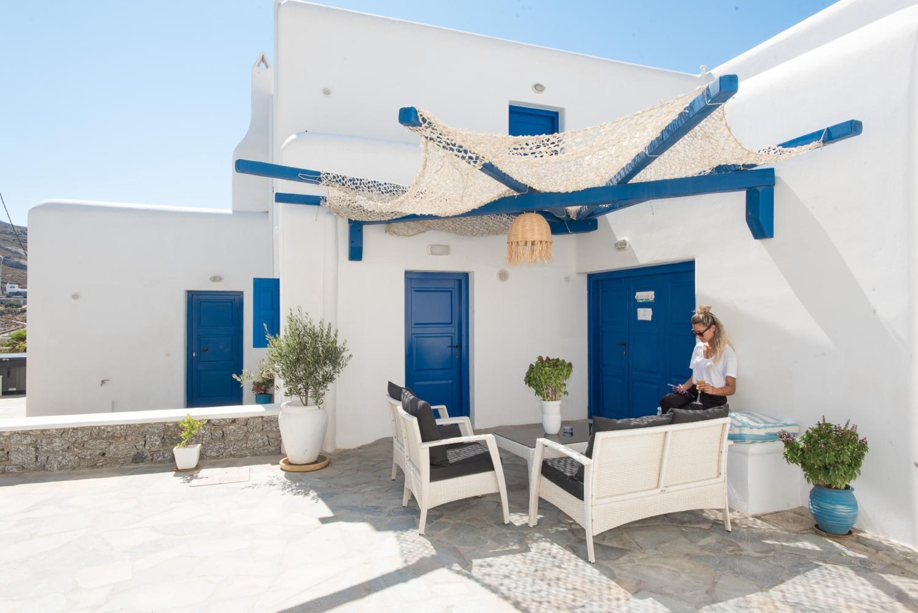 Mykonos Pro Care Suites