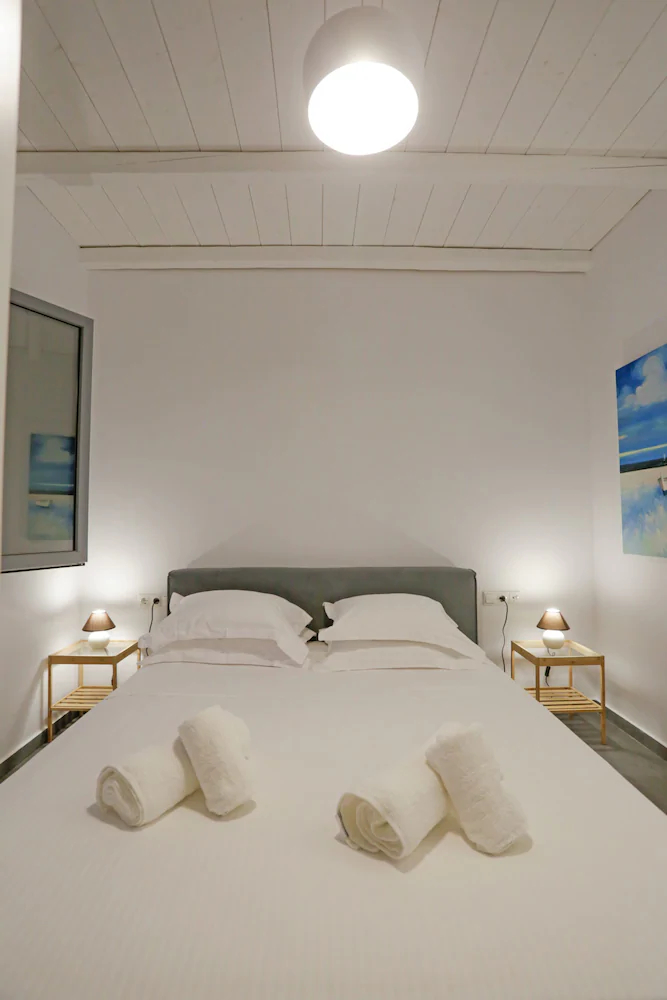 Nikoi Villas