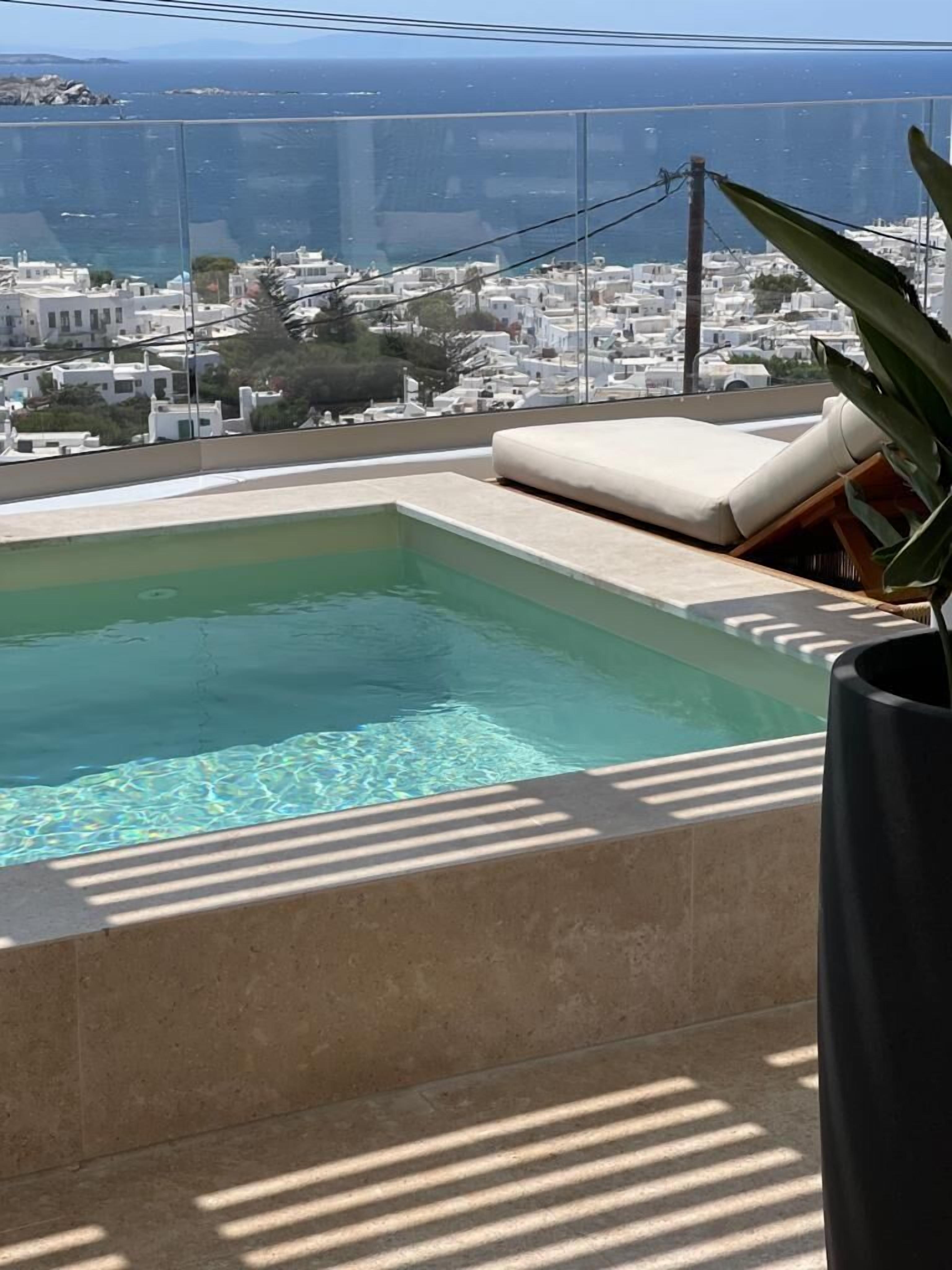 Numi Boutique Hotel