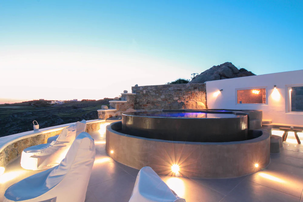 Sea & Stone Residence